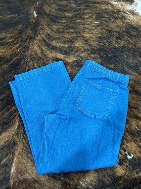 Old Navy Women's Flare Jeans in Bright Blue Denim